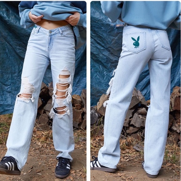 PacSun Denim - PLAYBOY BY PACSUN Cloud Ten V Dip Boyfriend Distressed Ripped Jeans